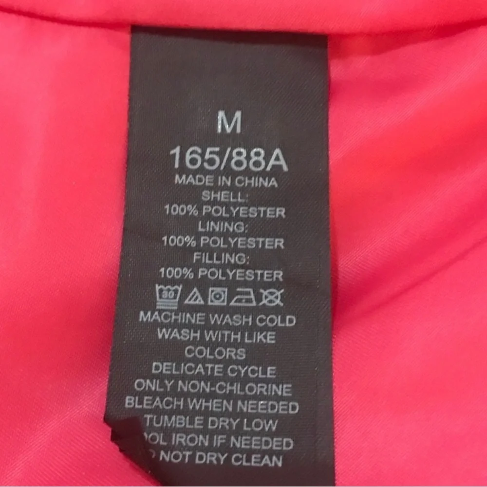 NWT KATE SPADE QUILTED VEST IN BRIGHT PINK SIZE M POM POM‎ PINK BARBIE PINK